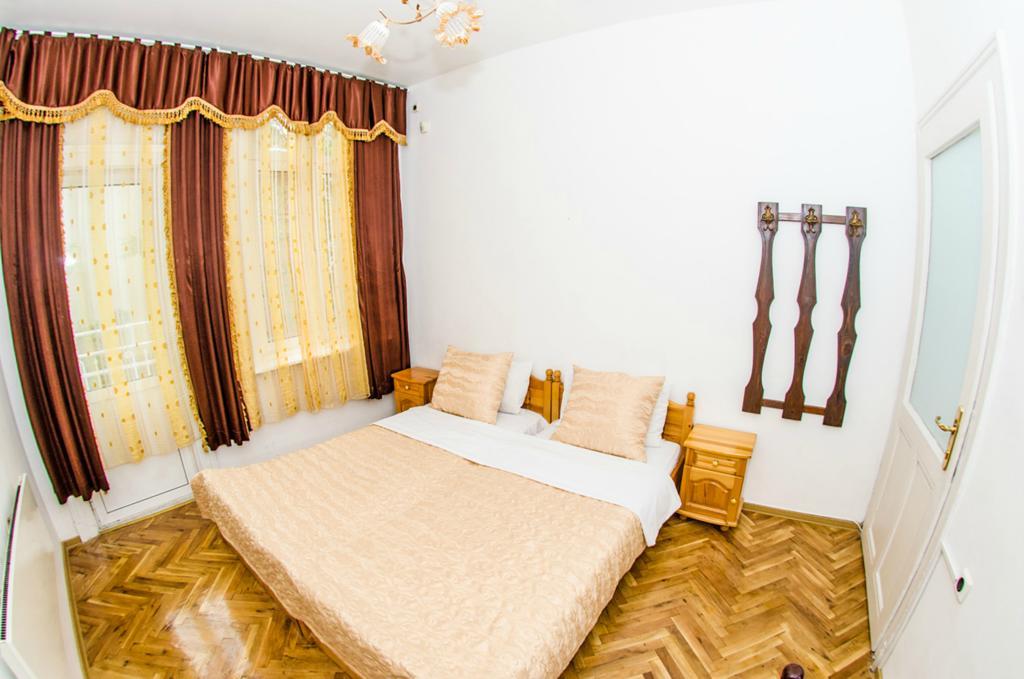 Central Guesthouse Five Corners صوفيا الغرفة الصورة